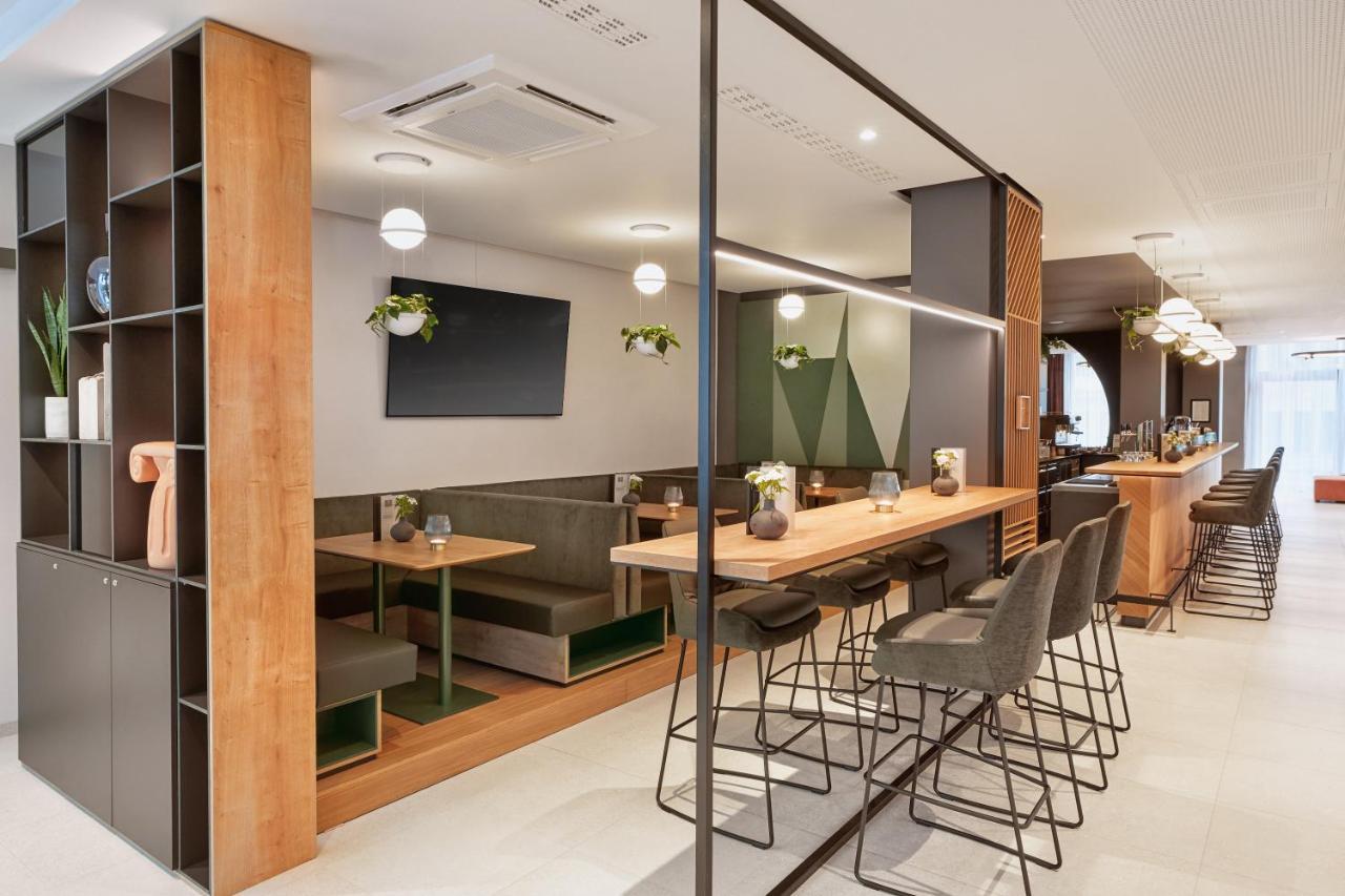 H+ Frankfurt Hotel 4*