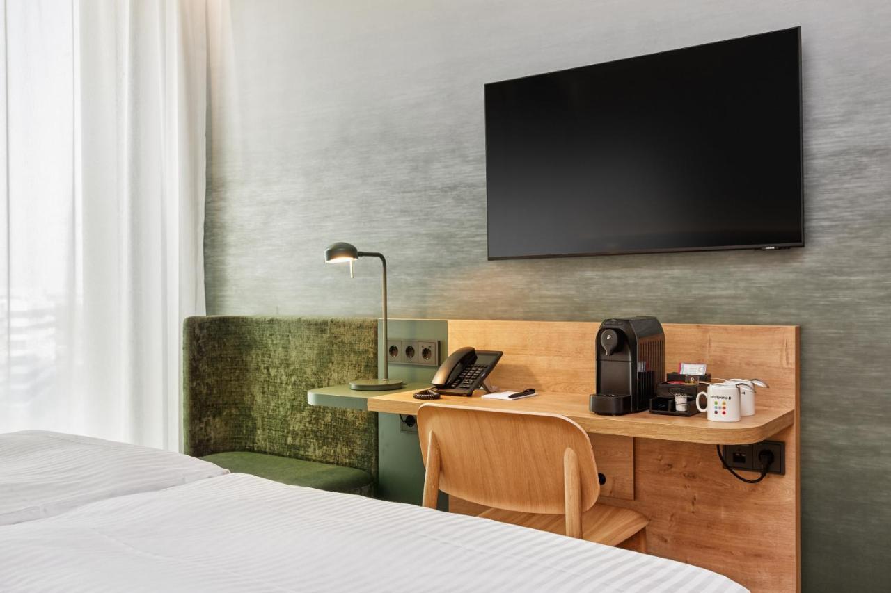 H+ Frankfurt Hotel 4*